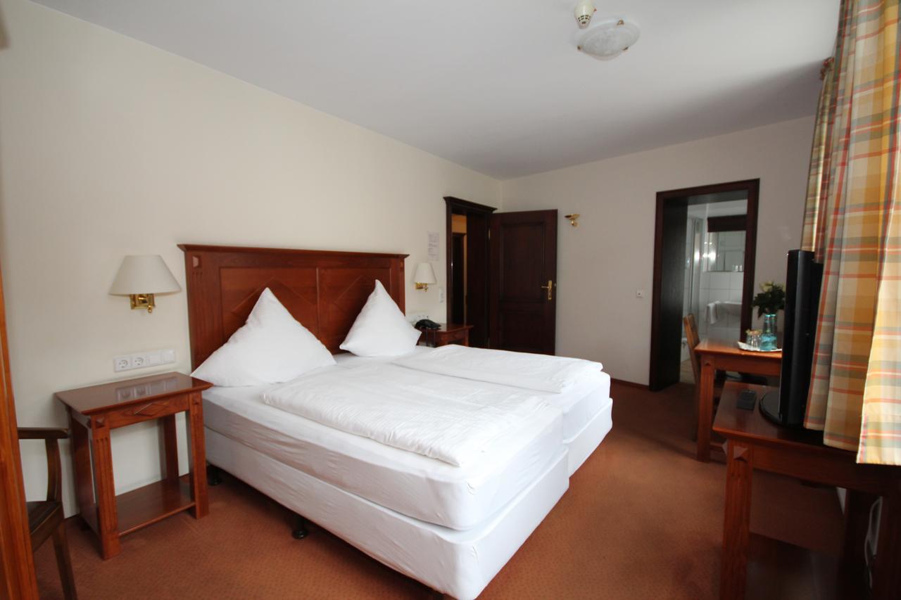 Hotel Drei Linden Люнен Екстер'єр фото